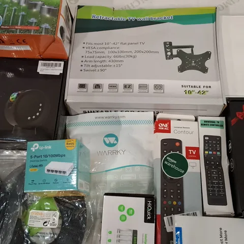 LARGE QUANTITY OF ASSORTED ITEMS TO INCLUDE TP-LINK DESKTOP SWITCH, TV WALL BRACKET, SOLAR LIGHTS AND REMOTES