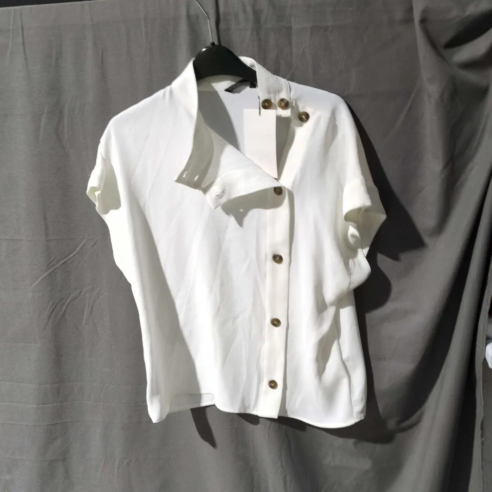 ZARA WHITE BUTTON-FRONT BLOUSE, SIZE S