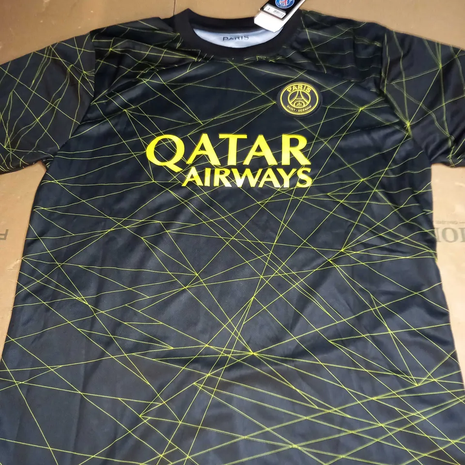 PSG FC AWAY KIT WITH MBAPPE 7 SIZE L