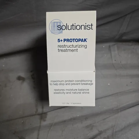 APPROXIMATELY 12 X 5 SOLUTIONIST RESTRUCTURIZING TREATMENT PACKS BY MATRIX ESSENTIALS