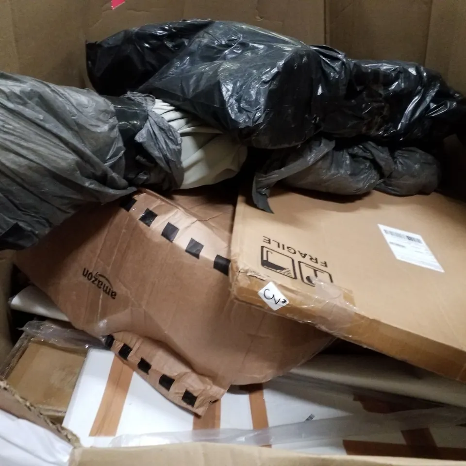 PALLET OF ASSORTED PRODUCTS INCLUDING NON WOVEN FABRIC WARDROBE, AIR PLASMA CUTTER, TOILET SEAT, BACKPACK, HARDWOOD CHAIR