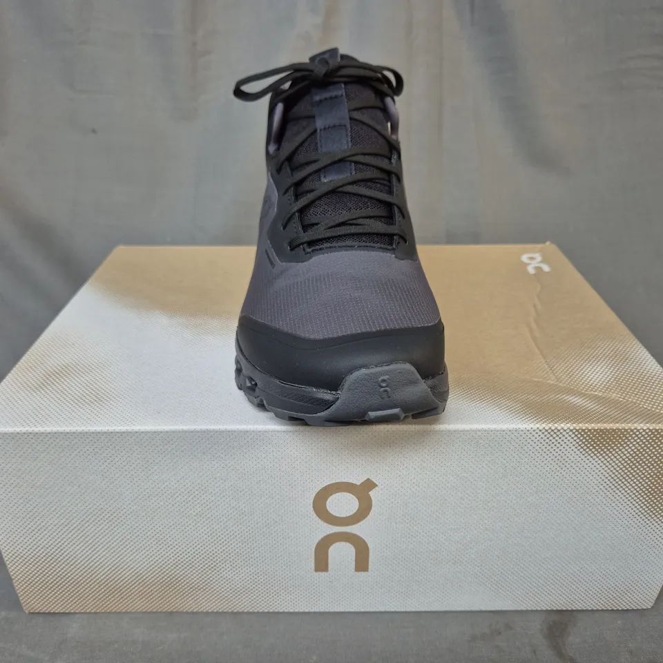 BOXED PAIR OF ON CLOUDROAM WATERPROOF SHOES IN BLACK/GREY UK SIZE 8