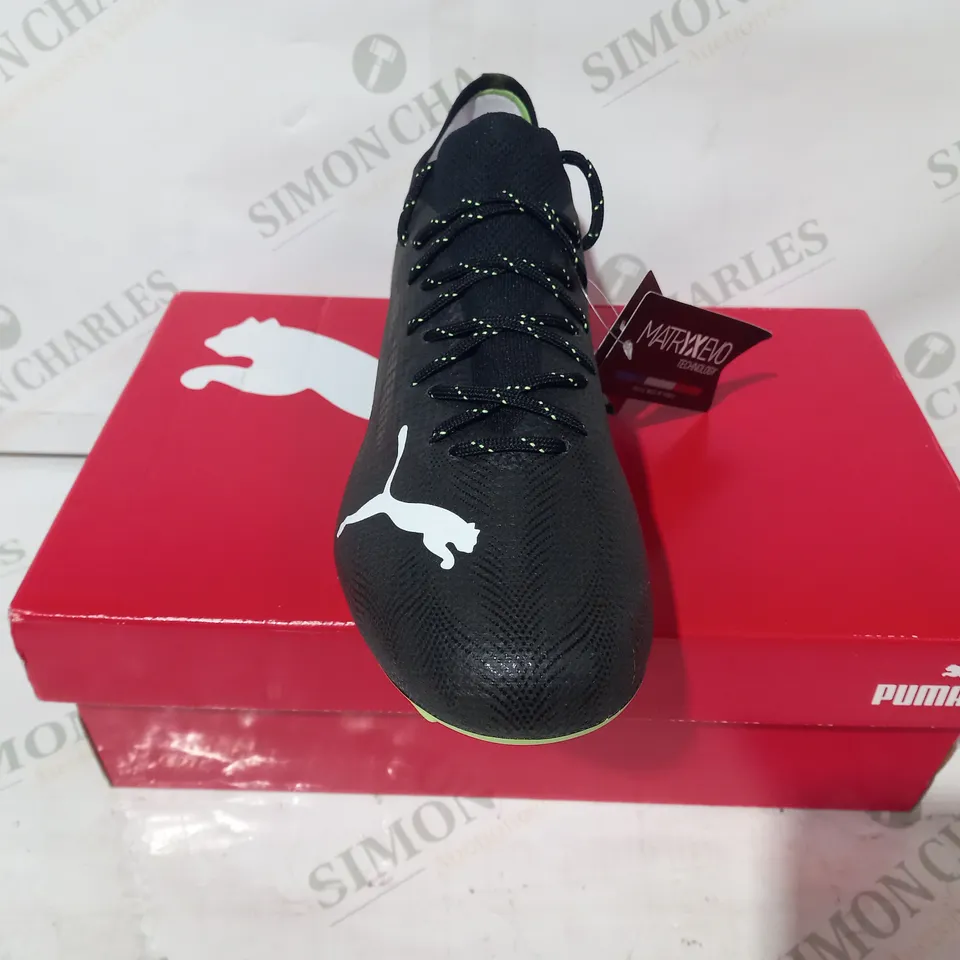 BOXED PAIR OF PUMA ULTRA 1.4 FG/AG FOOTBALL BOOTS IN BLACK UK SIZE 8