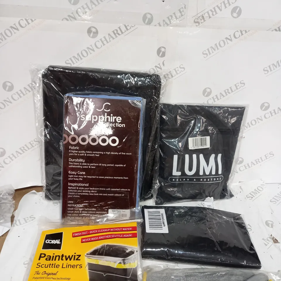 BOX OF ITEMS TO INCLUDRE LUMI PORTABLE COLD PLUNGE, SCUTTLE LINERS, GLOVES ETC