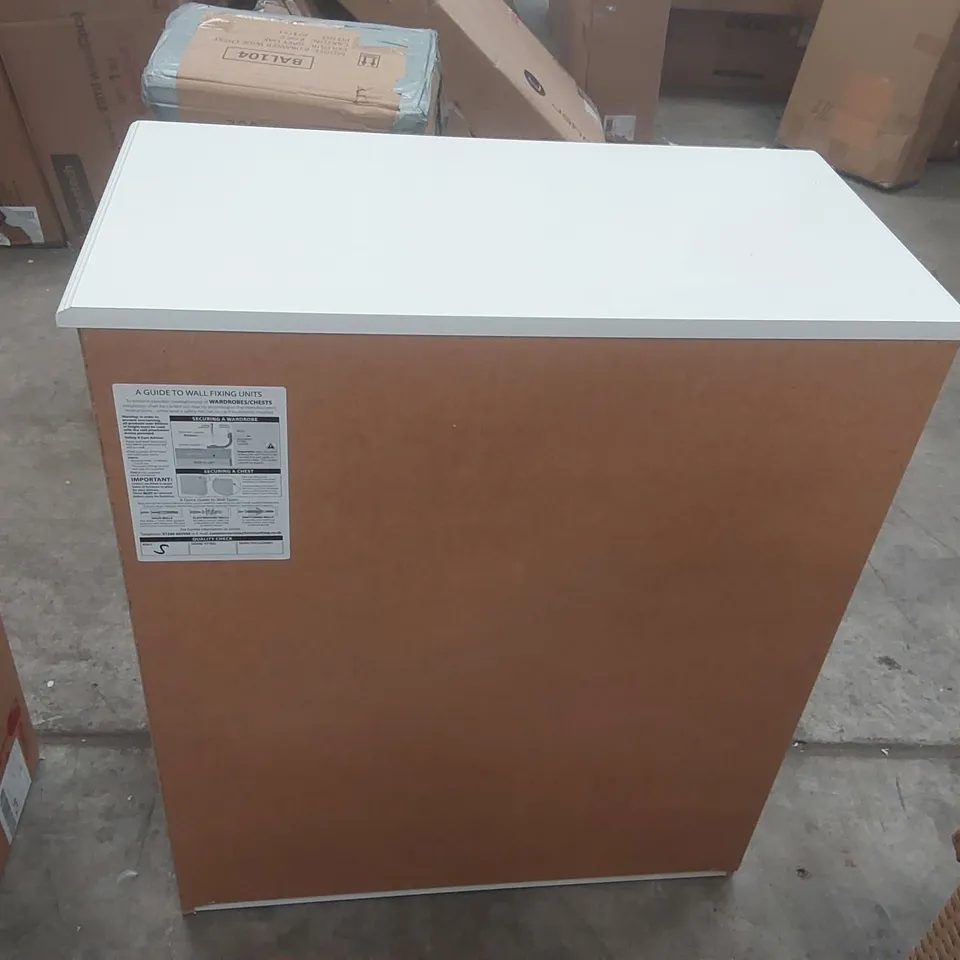 FULLY ASSEMBLED ARGYLE 4 DRAWER 76.5CM W CHEST OF DRAWERS COLOUR:MATT WHITE