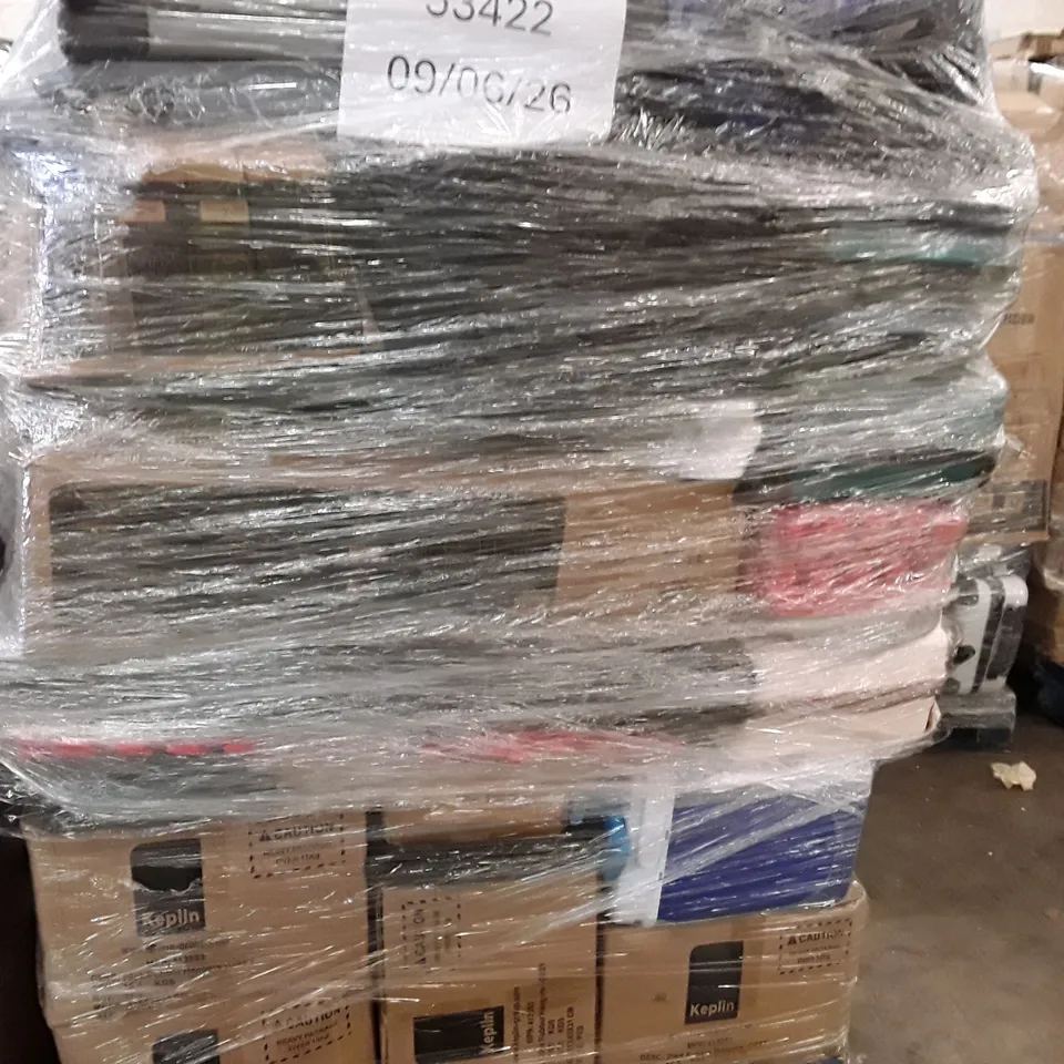 PALLET OF ASSORTED HOUSEHOLD GOODS AND PRODUCTS TO INCLUDES:PADDED CAMPING CHAIRS,WEIGHTLIFTING MATTS,SUITCASES