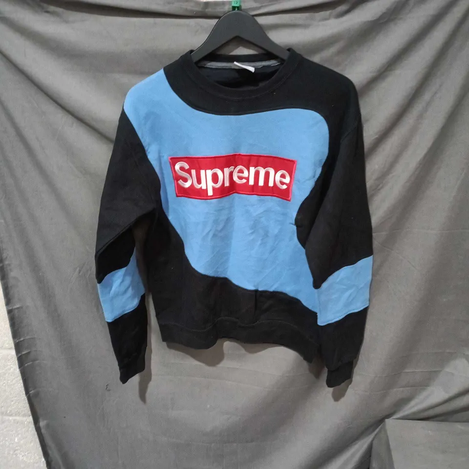 SUPREME SWEATSHIRT – BLACK WITH BLUE PANELS, SIZE S (MADE IN USA) 