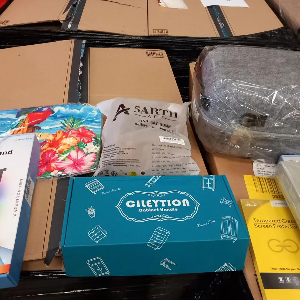 PALLET OF ASSORTED PRODUCTS TO INCLUDE; 