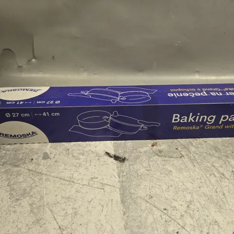 APPROXIMATELY 15 REMOSKA BAKING PAPER ROLLS - 27CM PER ROLL