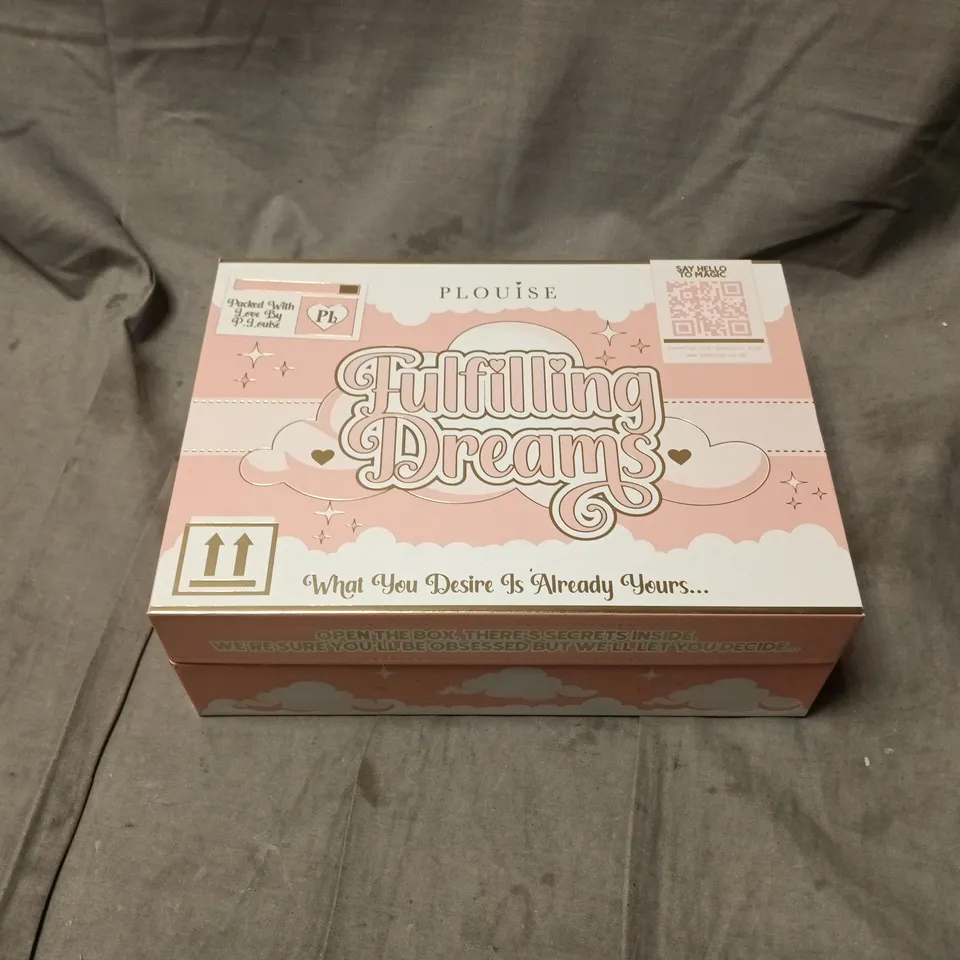 BOXED PLOUISE FULFILLING DREAMS BOX SET WITH MIRROR