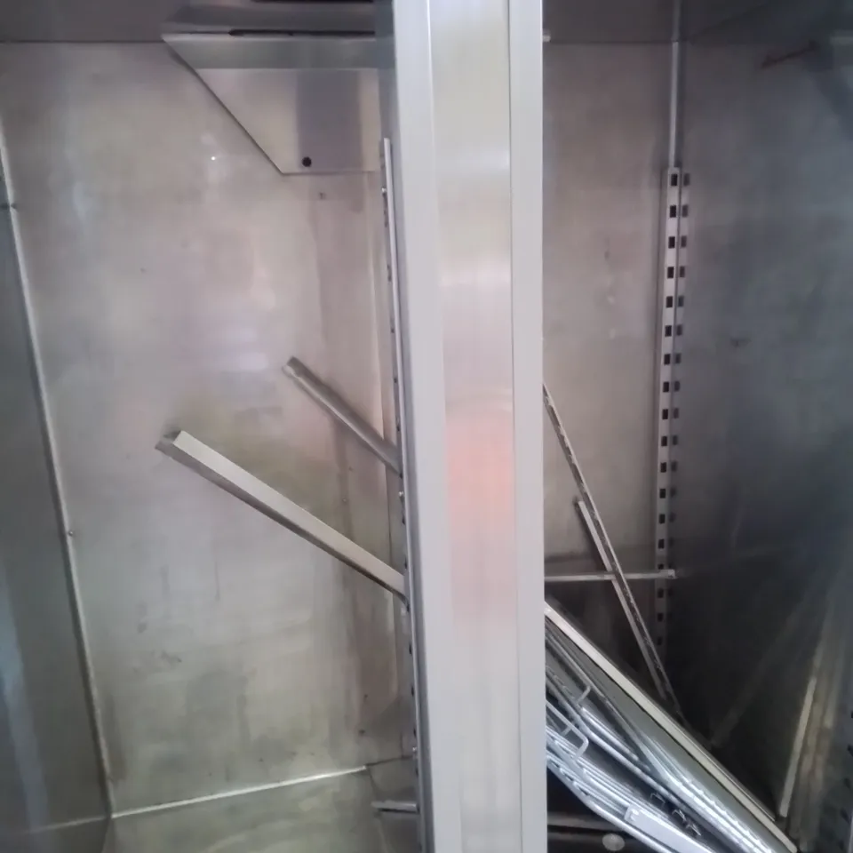 POLARIS COMMERCIAL DOUBLE DOOR TALL FRIDGE Model P140 TN AR