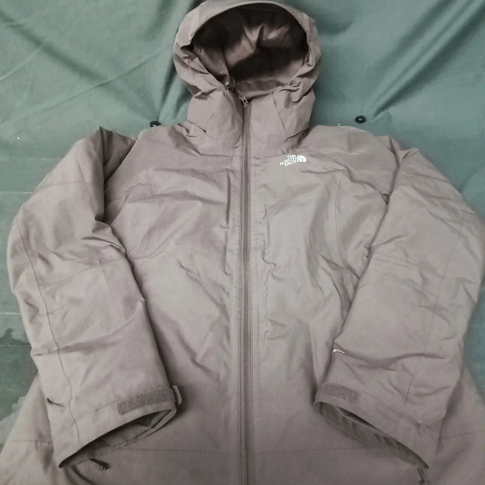 THE NORTH FACE HOODED PADDED JACKET – SIZE M 