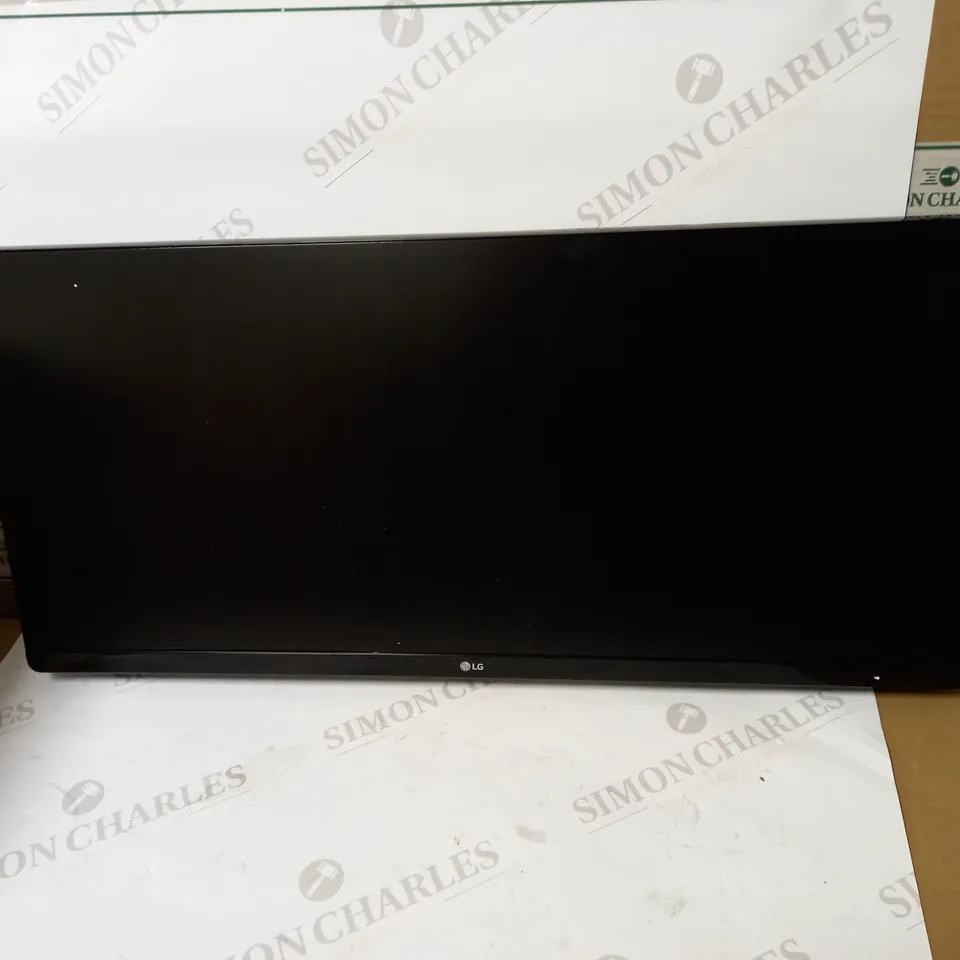 LG ULTRAWIDE 25UM58 FHD 25-INCH IPS MONITOR