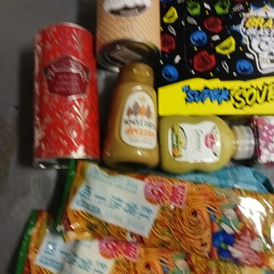 LOT OF 13 ASSORTED FOOD ITEMS TO INCLUDE TURKISH DELIGHT, BRAINBLASTERZ AND DRIZZLER HONEY