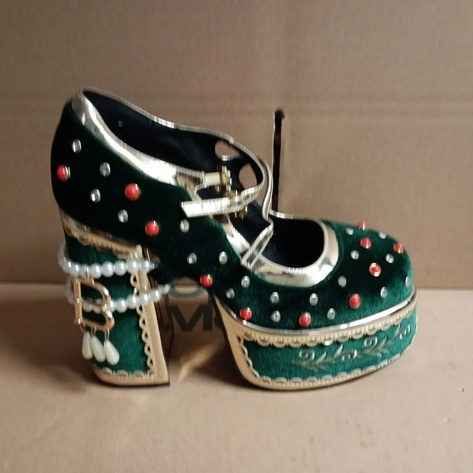 BOXED KOI BOLEYN'S REVENGE BEJEWELED VELVET HEELS IN GREEN, UK7