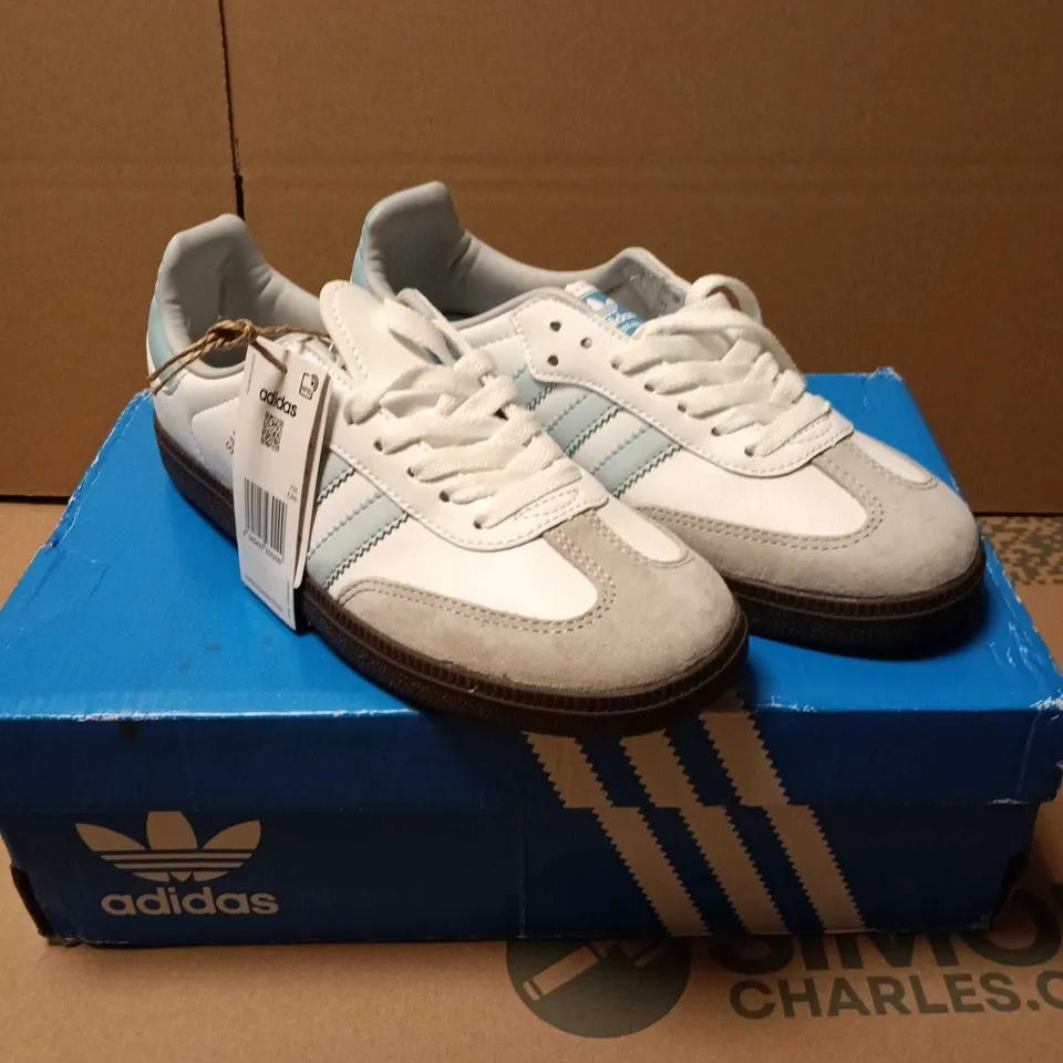 BOXED PAIR OF ADIDAS SAMBA VEGAN TRAINERS - 4.5