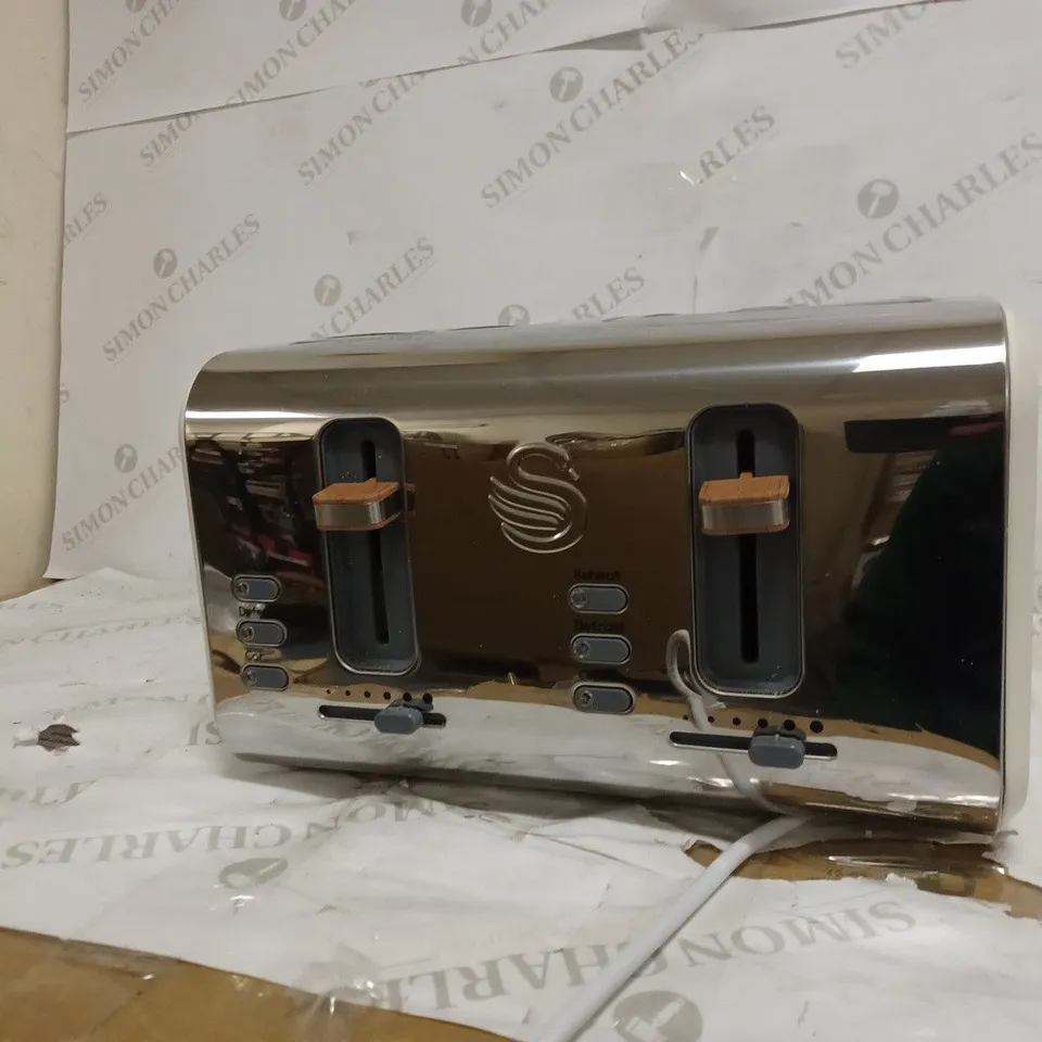 SWAN ST14620WHTN 4 SLICE NORDIC TOASTER