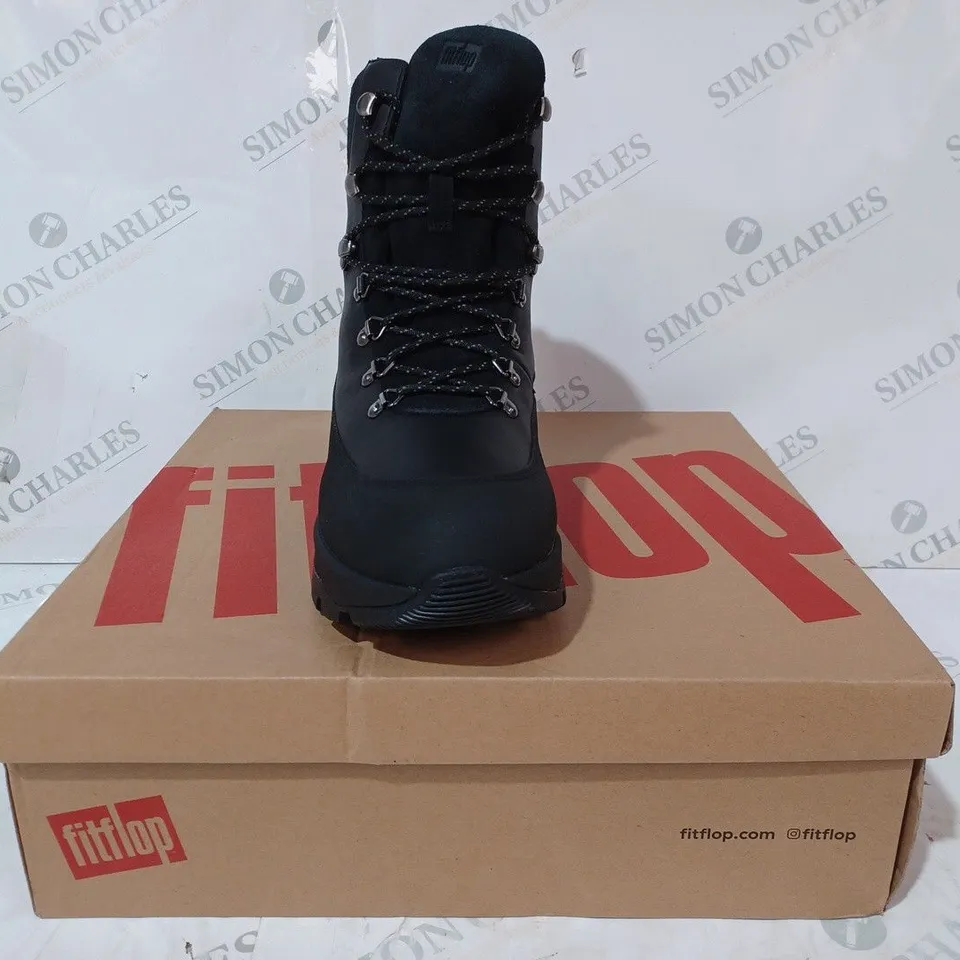 BOXED PAIR OF FITFLOP NEO-D-HYKER WATERPROOF BOOTS IN BLACK UK SIZE 6