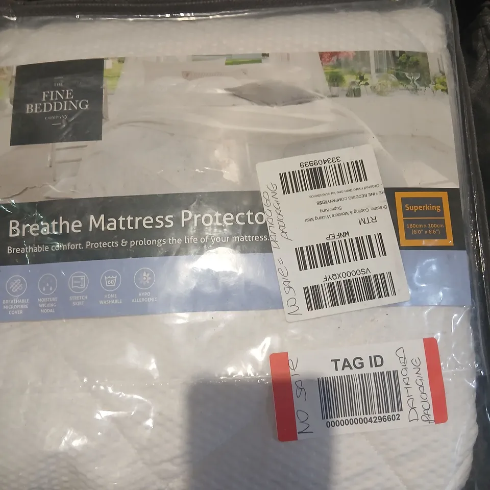 THE FINE BEDDING COMPANY BREATHE MATTRESS PROTECTOR – SUPERKING (SEALED PACKAGING)