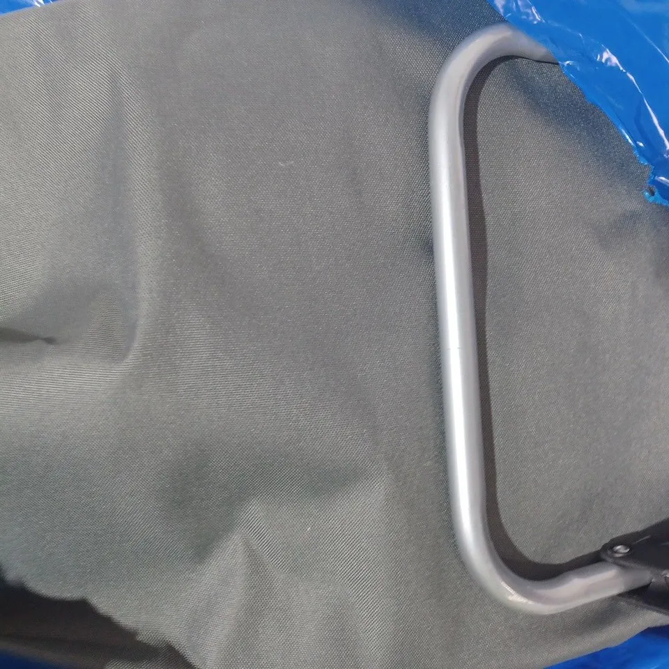 BOXED LOCK 'N LOCK INSULATED SHOPPING TROLLEY CART