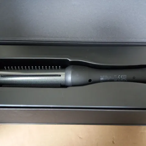 REVAMP PROGLOSS VOLUME & WAVE HOT BRUSH