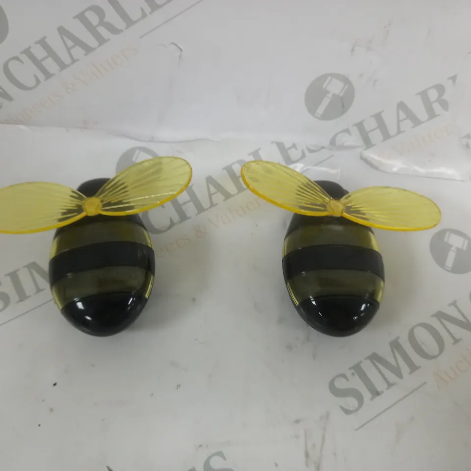 DECORATIVE BEE SOLAR STAKE LIGHTS 