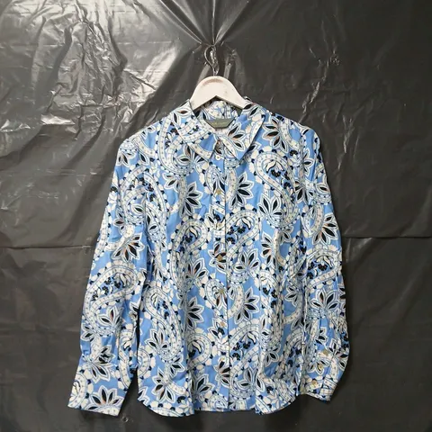RUTH LANGSFORD PRINTED SHIRT IN BLUE PAIS - SIZE 14
