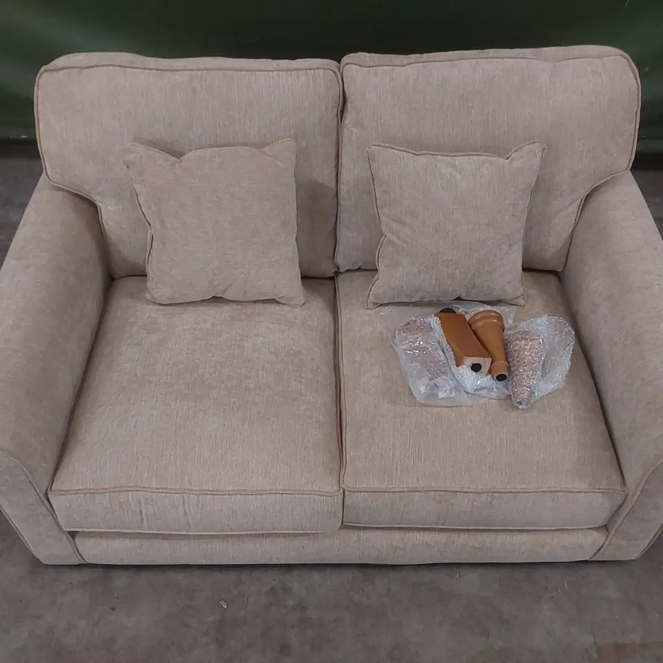 QUALITY DESIGNER WILLIAM FABRIC UPHOLSTERED 2 SEATER SOFA