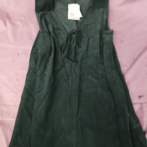 NOBODY'S CHILD NILA PINAFORE MINI DRESS IN GREEN SIZE UK 8
