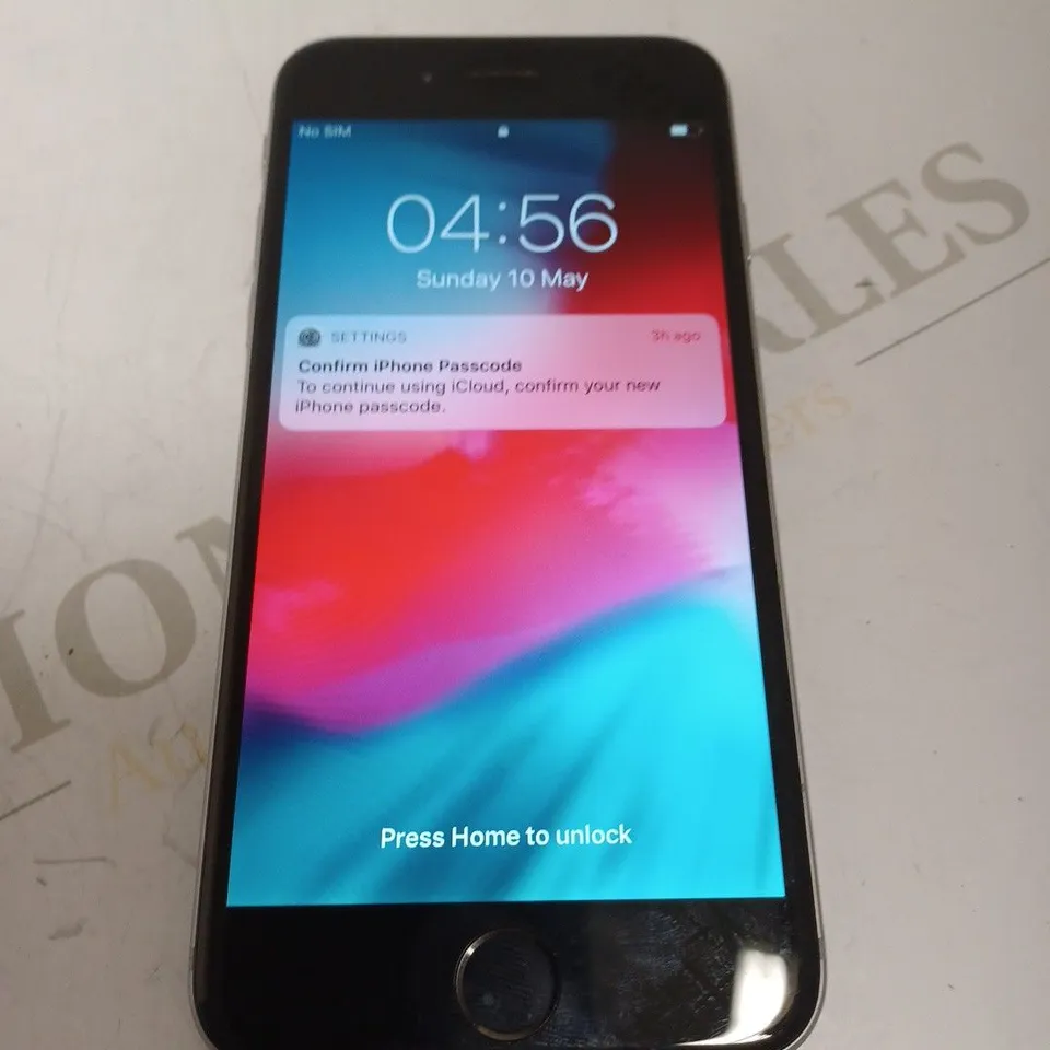 APPLE IPHONE 6 A1586 MOBLE PHONE
