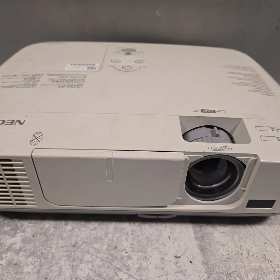 NEC M271X PROJECTOR