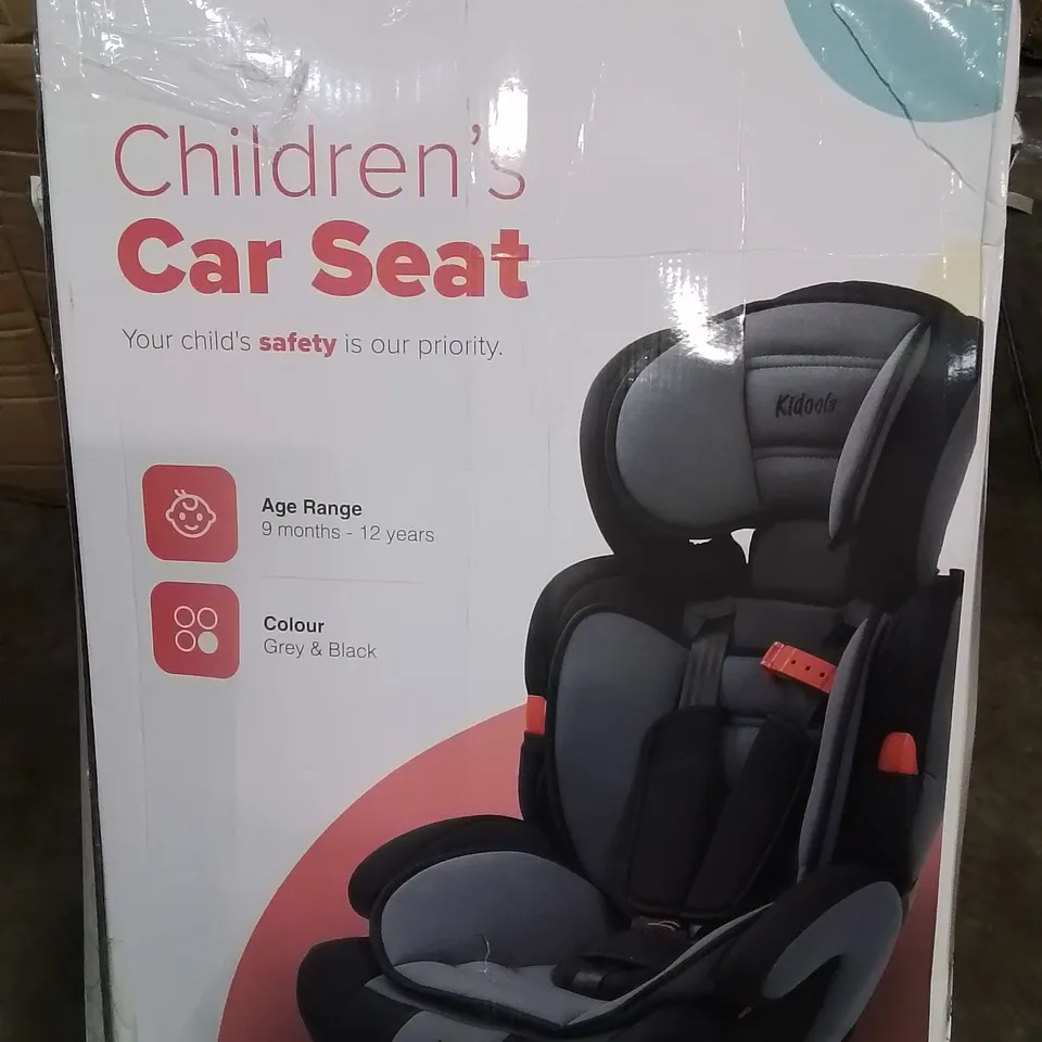 KIDOOLA CHILDREN'S CAR SEAT