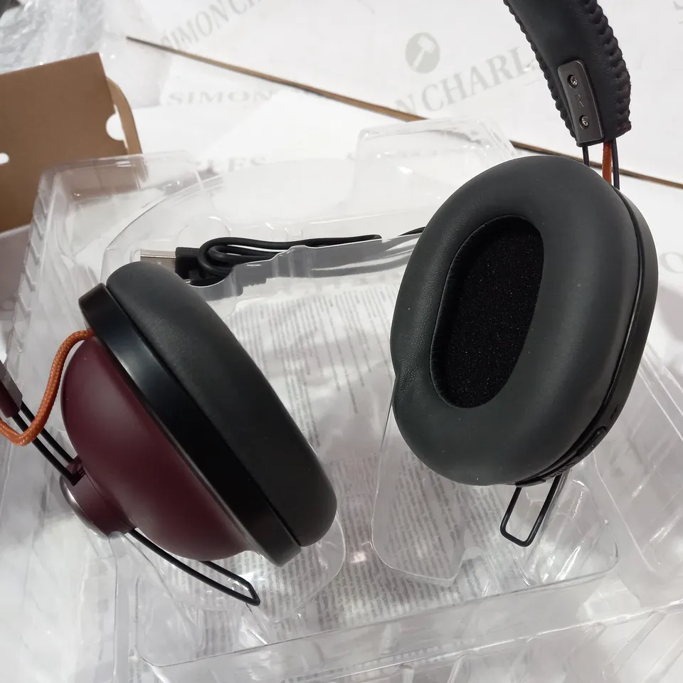PANASONIC BLUETOOTH DIGITAL WIRELESS OVER EAR HEADPHONES RP-HTX80B 