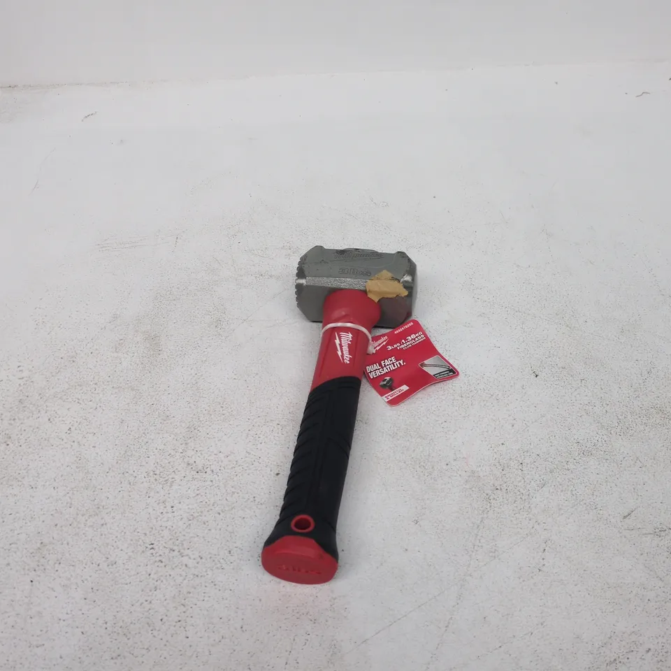MILWAUKEE DUAL FACE 3LB FIBERGLASS CLUB HAMMER