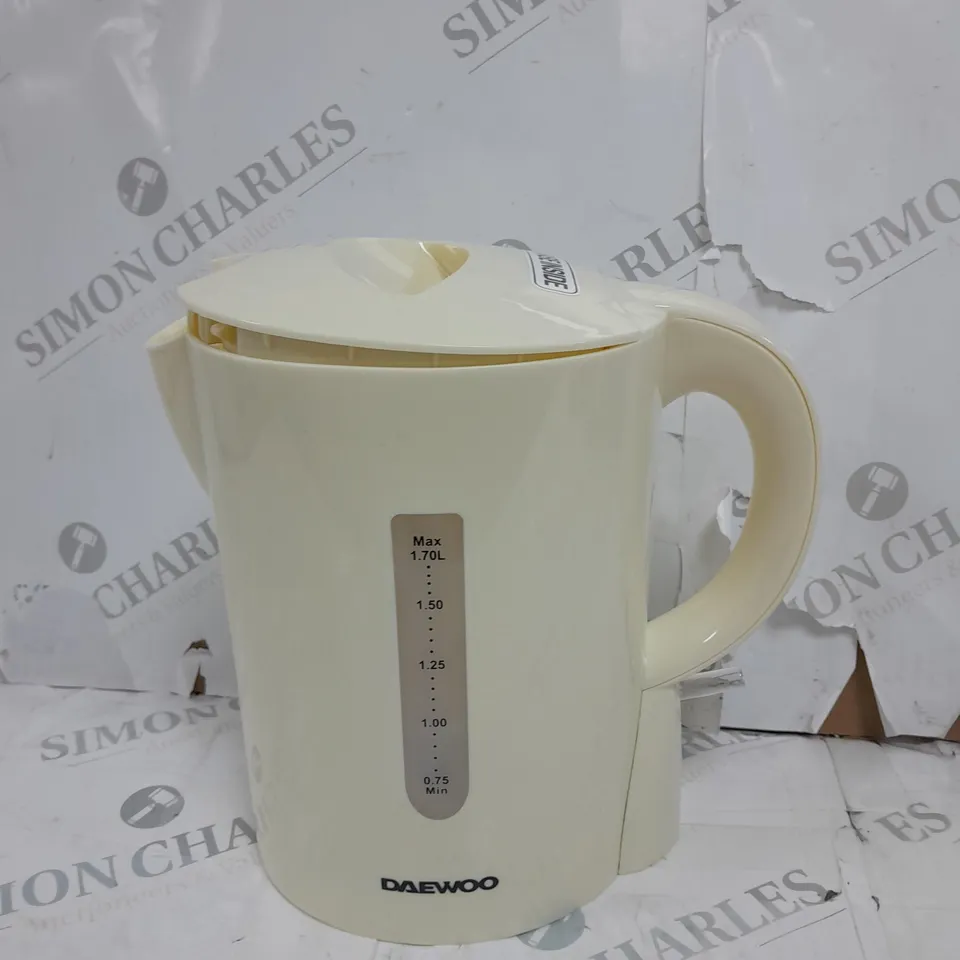 DAEWOOD 2200WCREAM PLASTIC 1.7L JUG KETTLE 