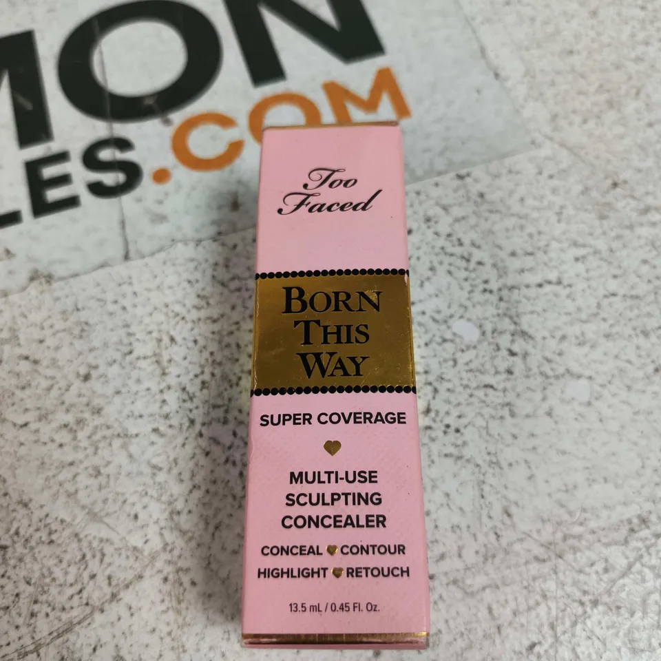 TOO FACED BORN THIS WAY MULTI-USE SCULPTING CONCEALER
