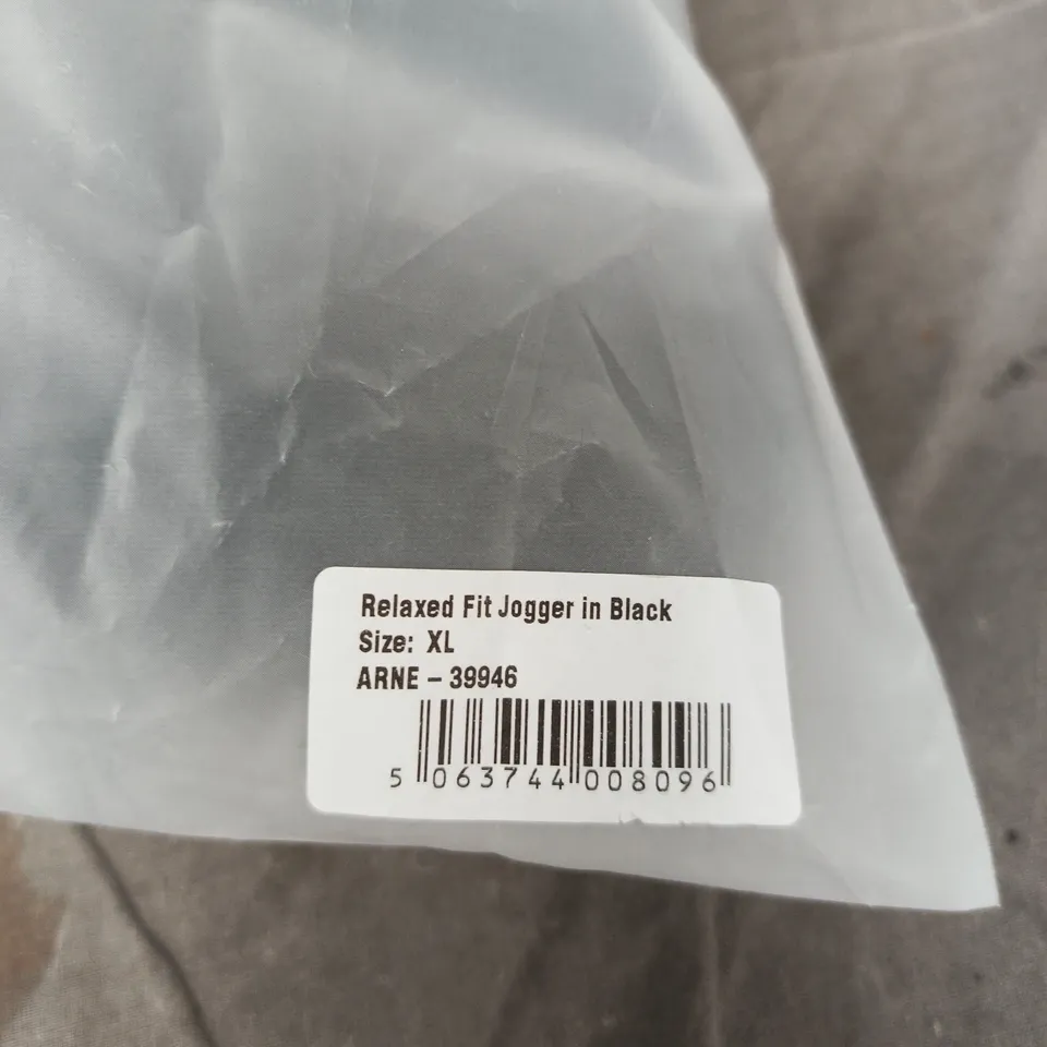 ARNE RELAXED FIT JOGGER IN BLACK – SIZE XL