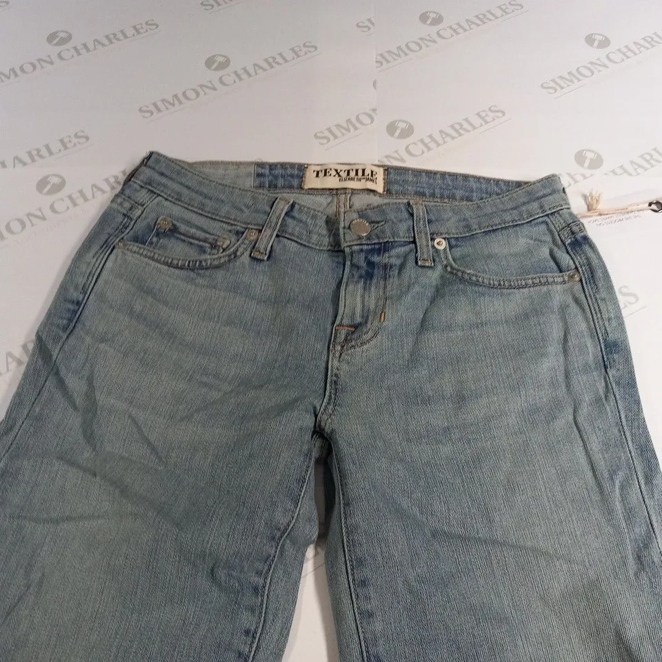 TEXTILE ELIZABETH AND JAMES DEBBIE PANT BIRD SIZE 26