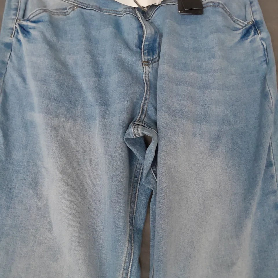 SIMPLY BE JEANS IN BLUE SIZE UNSPECIFIED