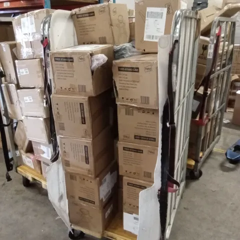 CAGE OF ASSORTED CHRISTMAS PRODUCTS TO INCLUDE; A LARGE NUMBER OF CHRISTMAS TREE STANDS AND TREE SKIRTS