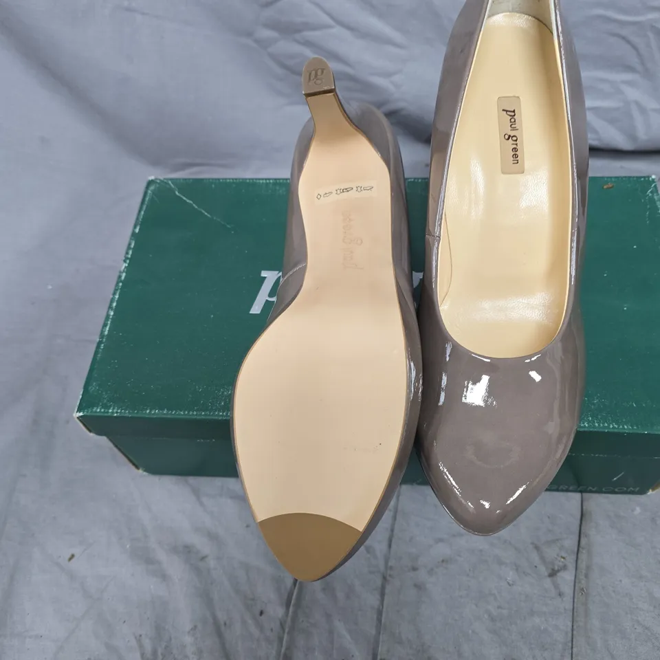 PAUL GREEN 2834-217 SOFT TAUPE PATENT PUMPS, UK 7