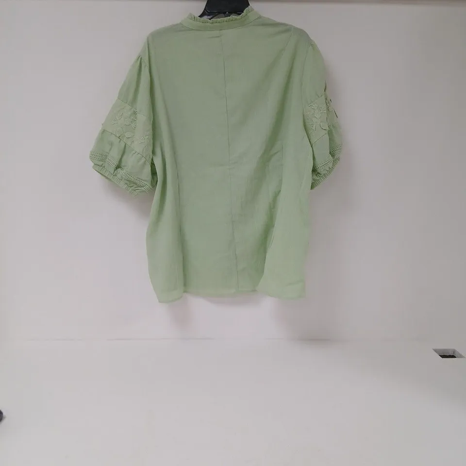 JOE BROWNS LIGHT GREEN BRODERIE EMBROIDERED BLOUSE – WOMEN'S CLOTHING - UK 24