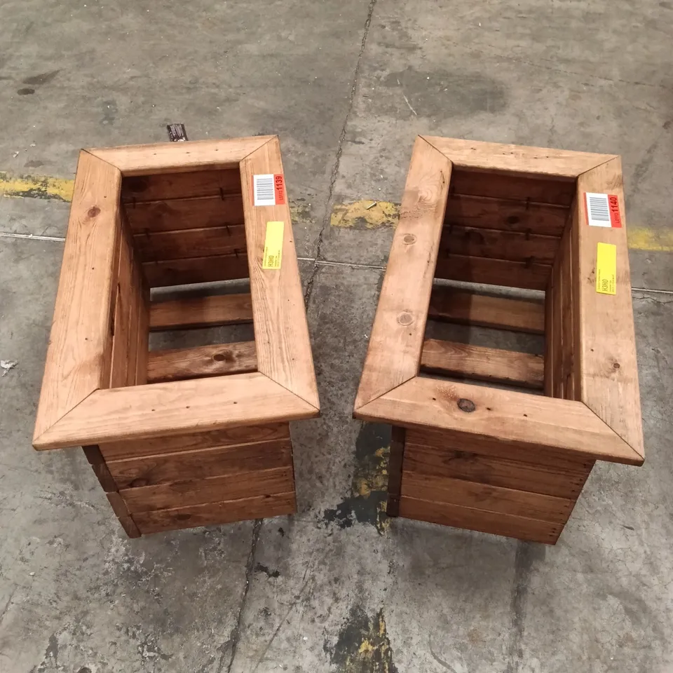 WOODEN SQUARE GARDEN PLANTERS (SET OF 2) - BROWN 