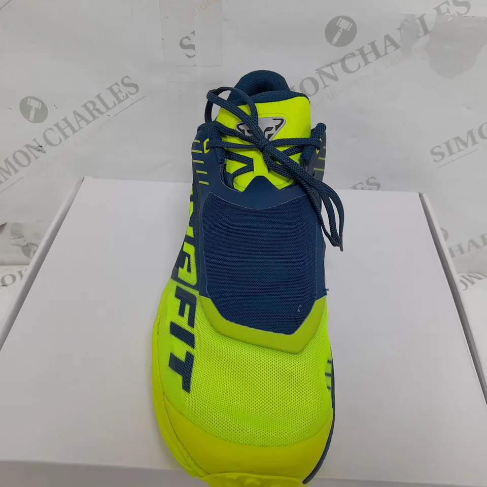 BOXED PAIR OF DYNAFIT ULTRA 100 TRAINERS IN BLUE/LIME GREEN - UK 11