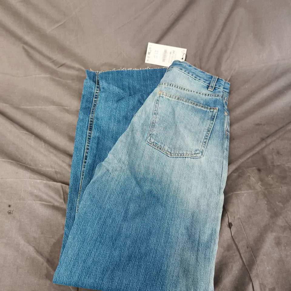 WOMEN'S HIGH-RISE JEANS - LIGHT WASH, FULL LENGTH - SIZE 34