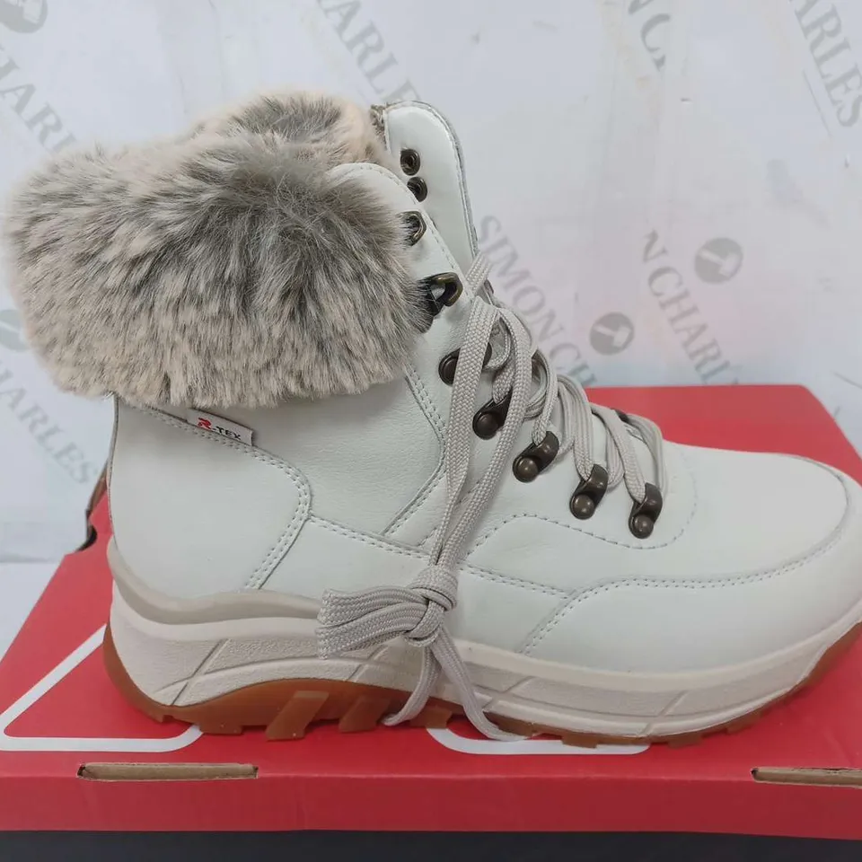 BOXED RIEKER REVOLUTION HIKER BOOTS, OFF WHITE - SIZE 39