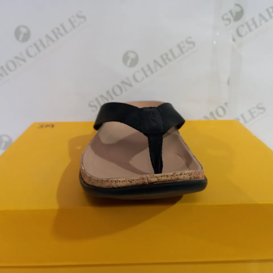 STRIVE BLACK PLATFORM SANDAL - SIZE 7