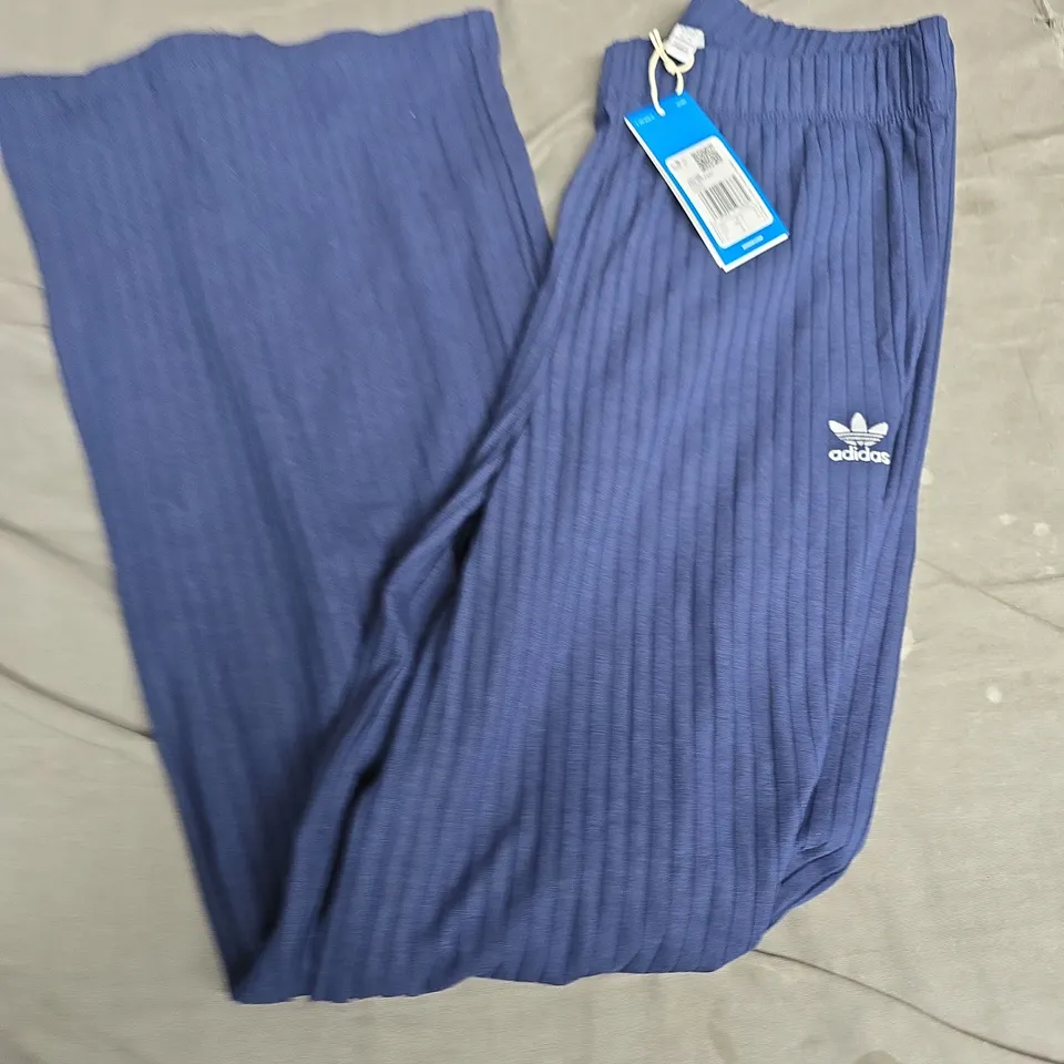 ADIDAS NAVY RIBBED KNIT PANTS – UK M (MEN'S)