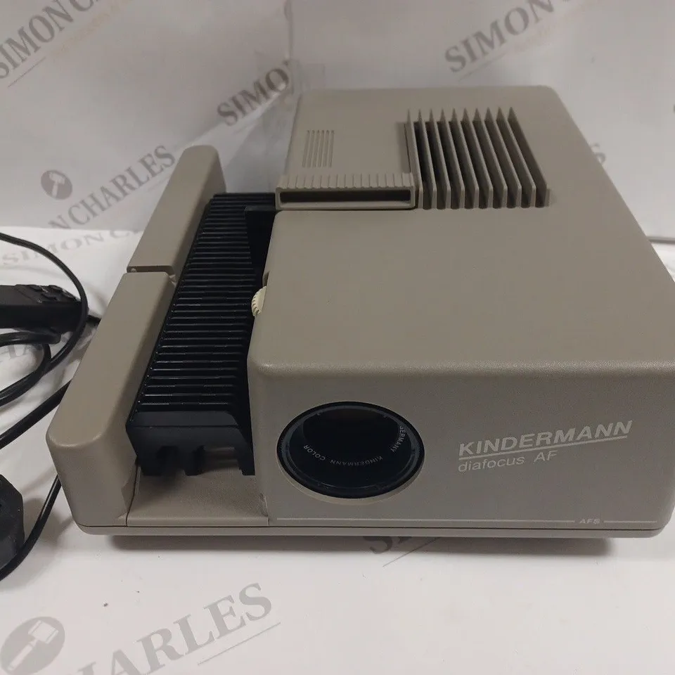 UNBOXED KINDERMAN DIAFOCUS AF PROJECTOR