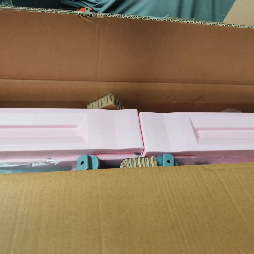 MULTI-FUNCTIONAL TRAINING BOARD IN PINK